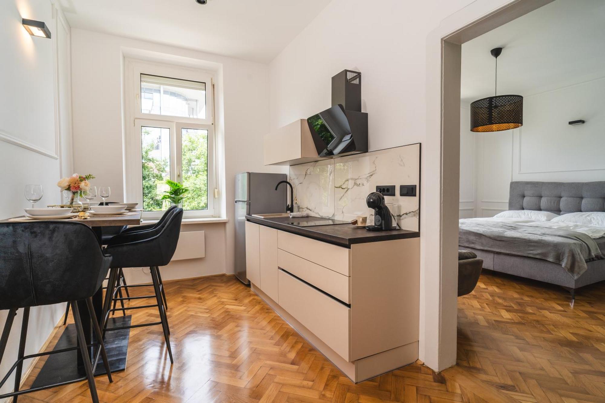 Hl Apartments Maribor Extérieur photo